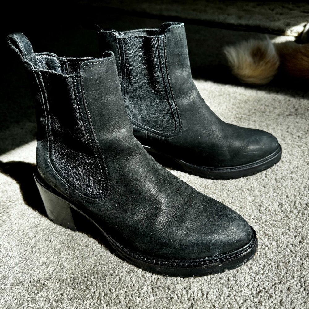 Chelsea Boots